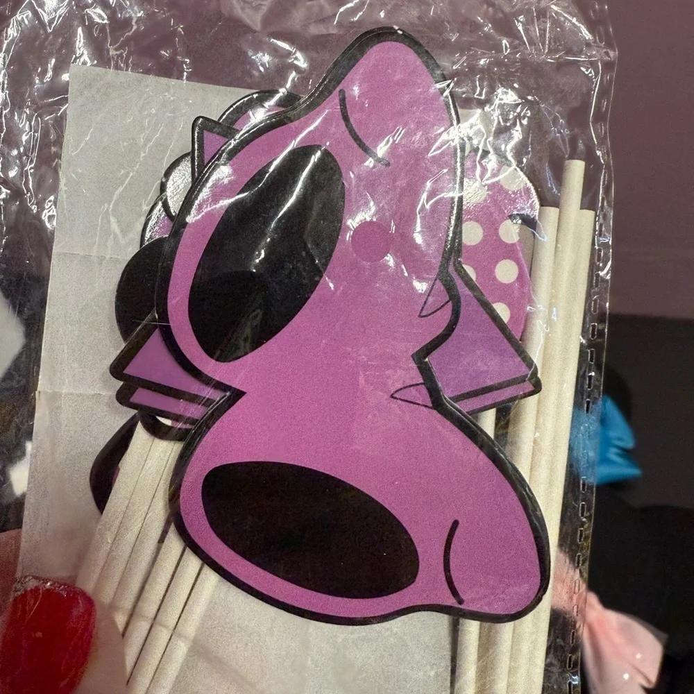 Set of Mouse Ear Headbands with Bows, Minnie Party Cake & Cupcake decorations